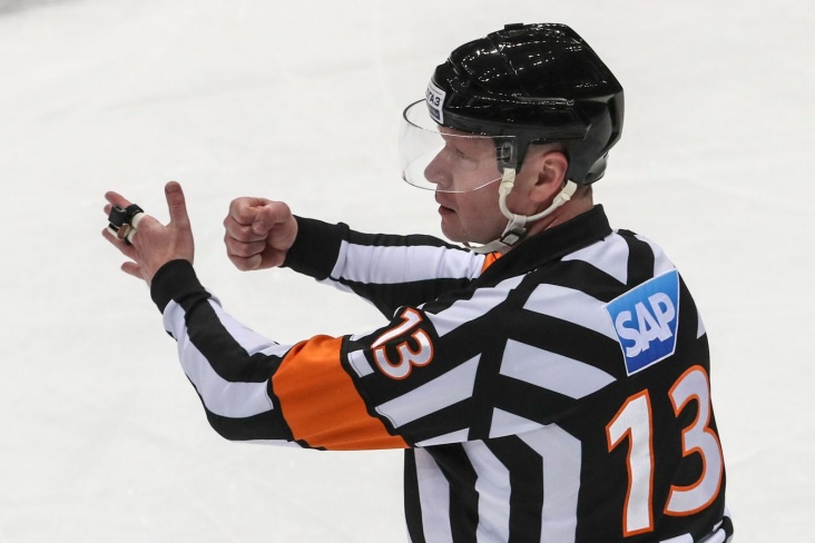 Preview Арбитры Сергей Кулаков и Денис Бондарь завершают профессиональную карьеру