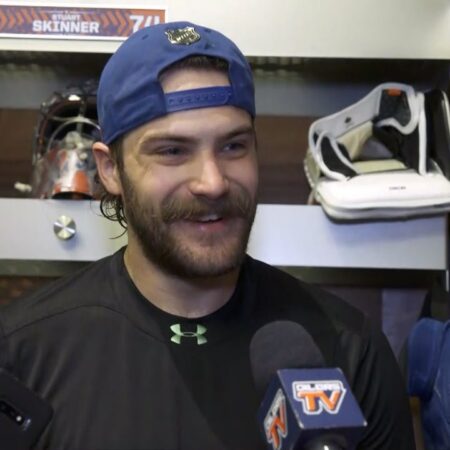 Стюарт Скиннер из «Ойлерз» пропустит выездную игру после столкновения