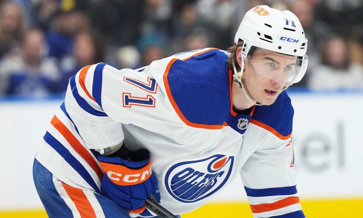 Preview «Ойлерз» подписывают нападающего Давида Томашека на один год за 1,2 миллиона долларов