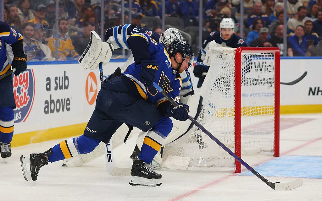 Preview Блюз сравняли счет в серии, забив пять безответных шайб Джетс