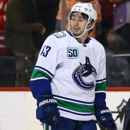 Куинн Хьюз: Чувствую тяжесть сезона «Ванкувер Кэнакс». Этот год был тяжелым