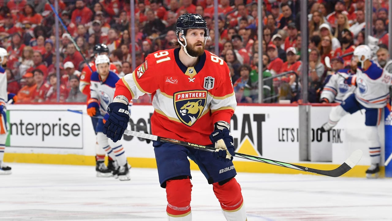 Preview Оливер Экман-Ларссон из «Торонто Мэйпл Лифс» пропустил тренировку из-за болезни