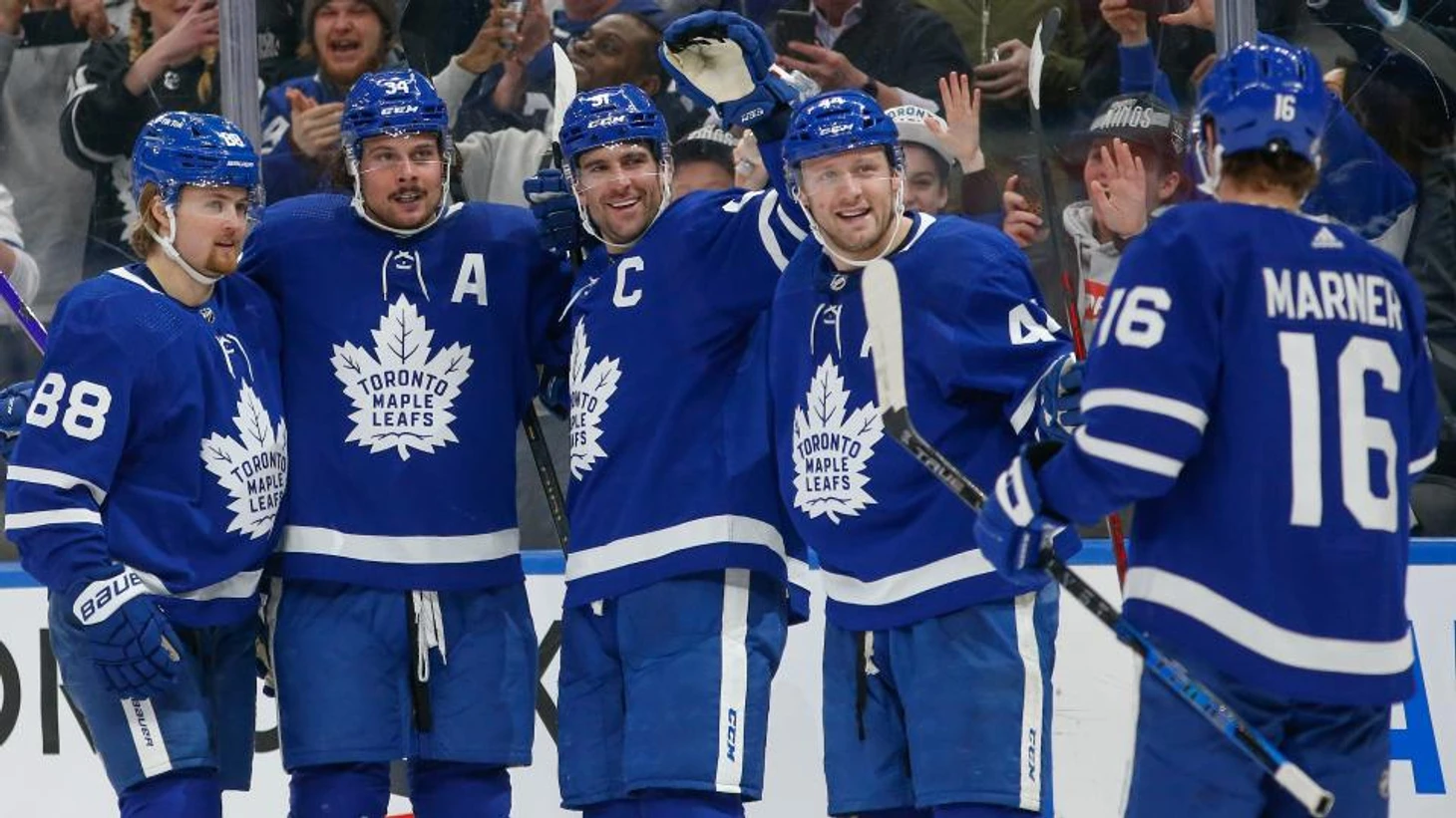 Preview Неудачное начало матча губит Maple Leafs на главной сцене