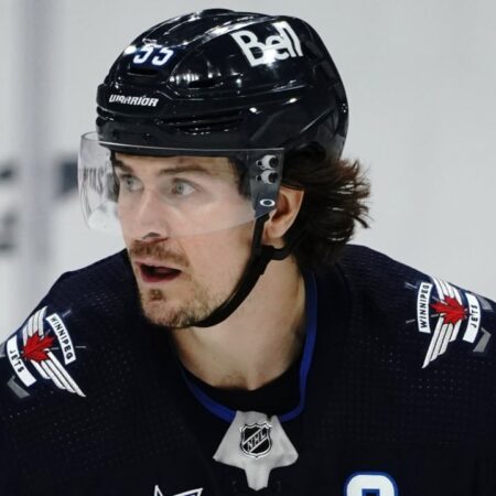 Внезапная кончина отца Марка Шайфли потрясла команду «Виннипег Джетс»