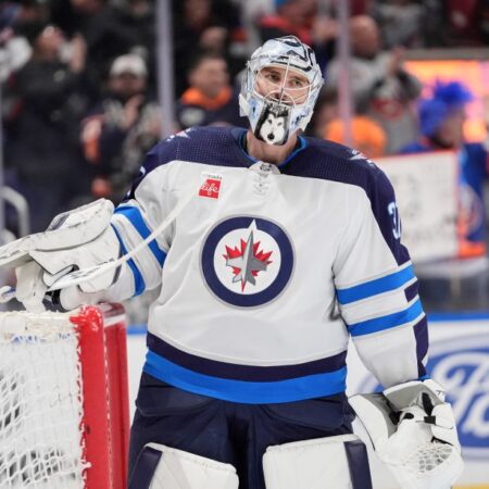 Хеллебайк: Jets станут сильнее после эмоционально сложного завершения сезона