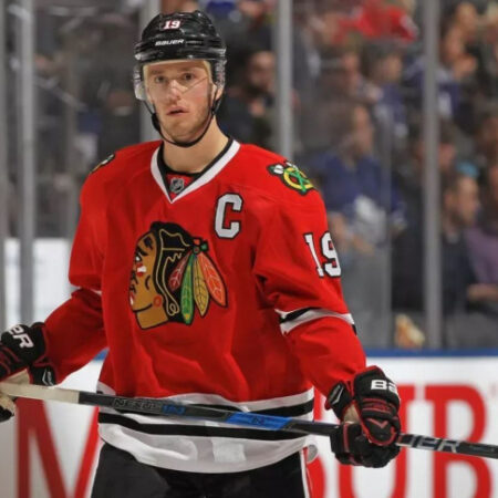 Джонатан Тэйвз намерен вернуться в НХЛ в следующем сезоне