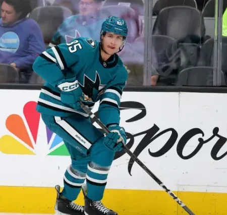 Шакир Мухамадуллин продлил контракт с Сан-Хосе