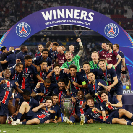 Пантерз уступили в упорном первом матче после роковой ошибки