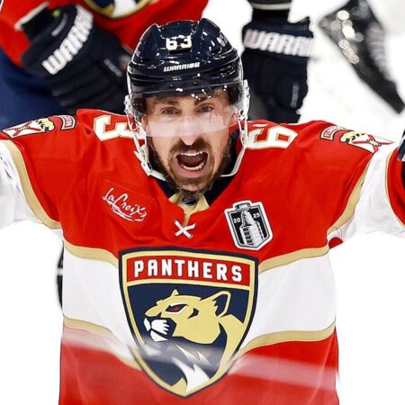 Ветеранское влияние: Маршанд и Перри в финале Кубка Стэнли