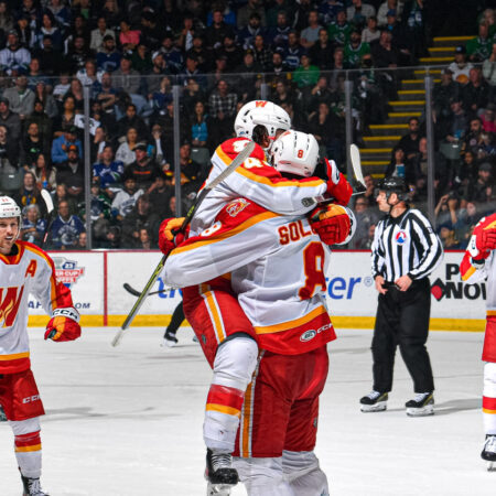 Как экс-игроки Кэнакс Джонсон и Малхотра вывели Эбботсфорд в финал Кубка Колдера