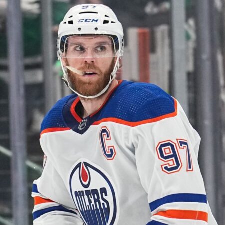 32 мысли: Контракт Коннора Макдэвида — главная интрига лета в НХЛ