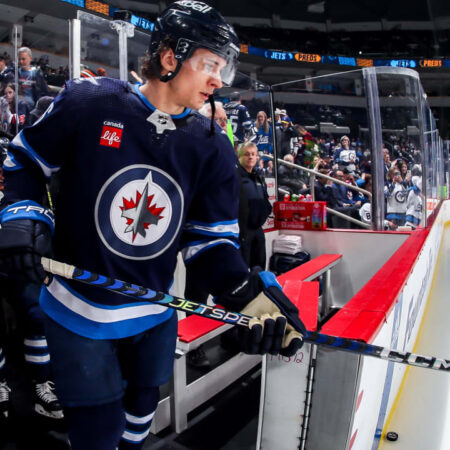 «Виннипег Джетс» усиливают оборонительную линию шведским талантом