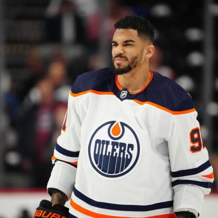 Обмен Эвандера Кейна в «Кэнакс»: Риск или Выгода?