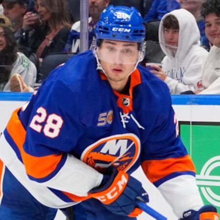 «Айлендерс» выбирают защитника Мэттью Шефера под первым номером драфта НХЛ 2025