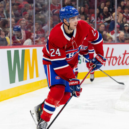 Канадиенс обменяли Логана Майю в Блюз на Зака Болдука