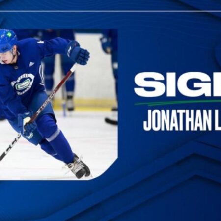 «Ванкувер Кэнакс» заключают трехлетний контракт новичка с Брейденом Кутсом