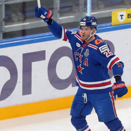 Трансферы КХЛ: Григоренко перешёл в «Трактор», СКА подписал Филлипса