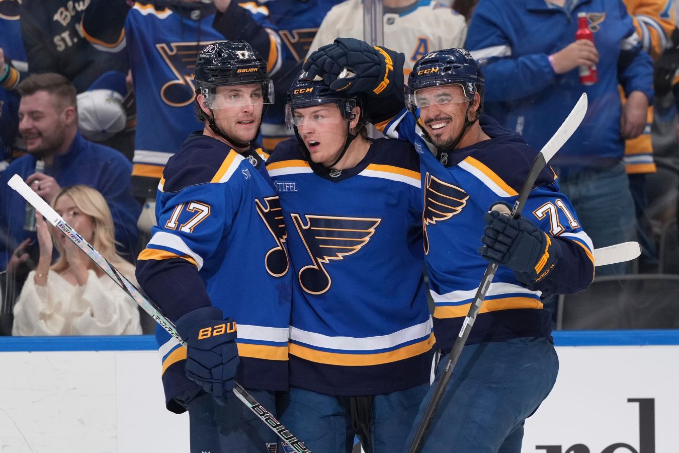 Preview Карбонно («Сент-Луис Блюз») выбрал возвращение в «Армаду» QMJHL