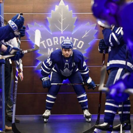 Мэйпл Лифс выставили Тая Войта на драфт отказов для расторжения контракта