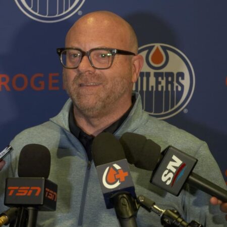 Стэн Боуман о Продлении Контракта Коннора Макдэвида: «Надеемся Скоро Завершить»