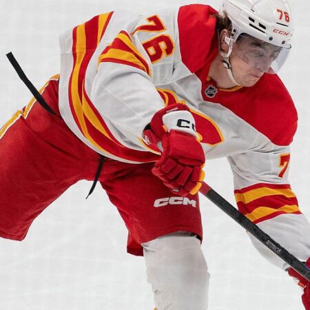 Калгари Флэймз продлили контракт с Мартином Поспишилом на три года