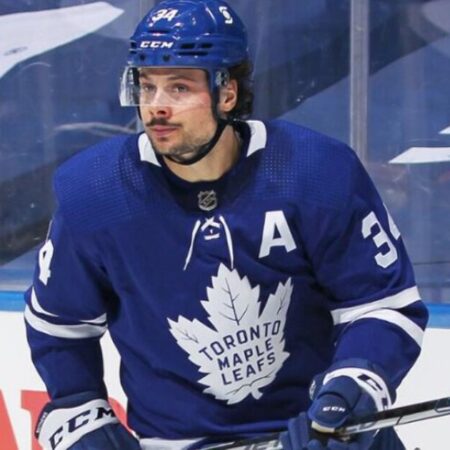 Остон Мэттьюс: «Нам, конечно, будет его не хватать» — о расставании с Митчем Марнером