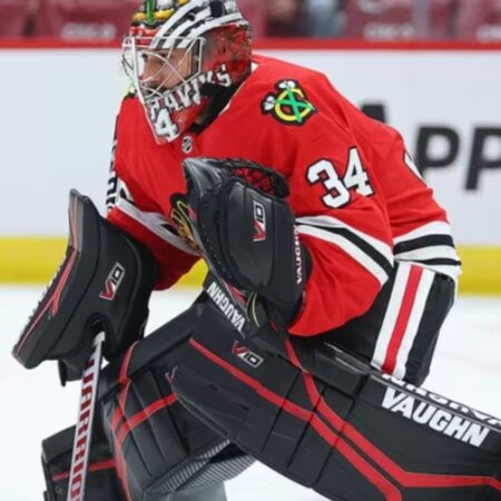 «Чикаго Блэкхокс» продлил контракт с Фрэнком Назаром на семь лет