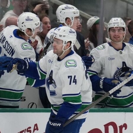 «Ванкувер Кэнакс» начинают сезон 2025-26 с матчей против «Флэймз» и «Ойлерз»