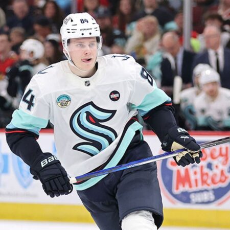 Каапо Какко и «Кракен» заключают трехлетний контракт, избегая арбитража