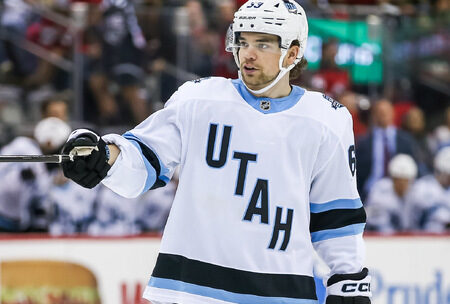 Матиас Макчелли: Сможет ли он стать игроком первой линии для «Торонто Мэйпл Лифс»?