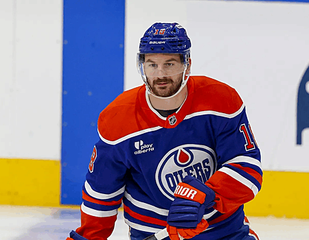 Зак Хайман из «Ойлерз» пока не может бросать шайбу на фоне реабилитации после травмы запястья