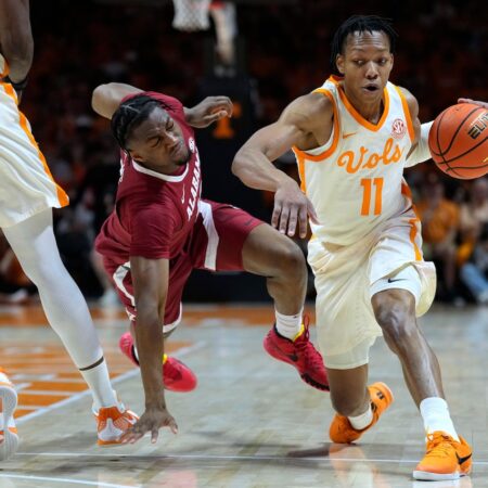 Укрепление Петтерссона и снятие напряжения у Бузера: как игроки «Кэнакс» готовятся к новому сезону