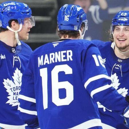 Мэттью Книс «действительно уверен» в «Мэйпл Лифс», несмотря на уход Марнера