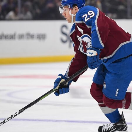 Травма Закалила Решимость Флориана Хшекая Осуществить Мечту Об НХЛ С «Канадиенс»