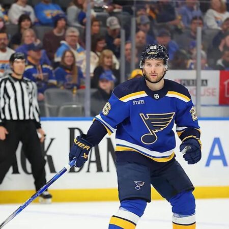 Нэйтан Уокер продлил контракт с «Сент-Луис Блюз» на два года