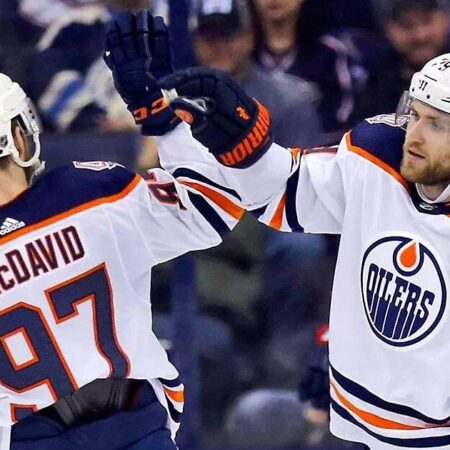 Прогресс по продлению контракта Макдэвида с «Ойлерз»: «Ничего не изменилось»