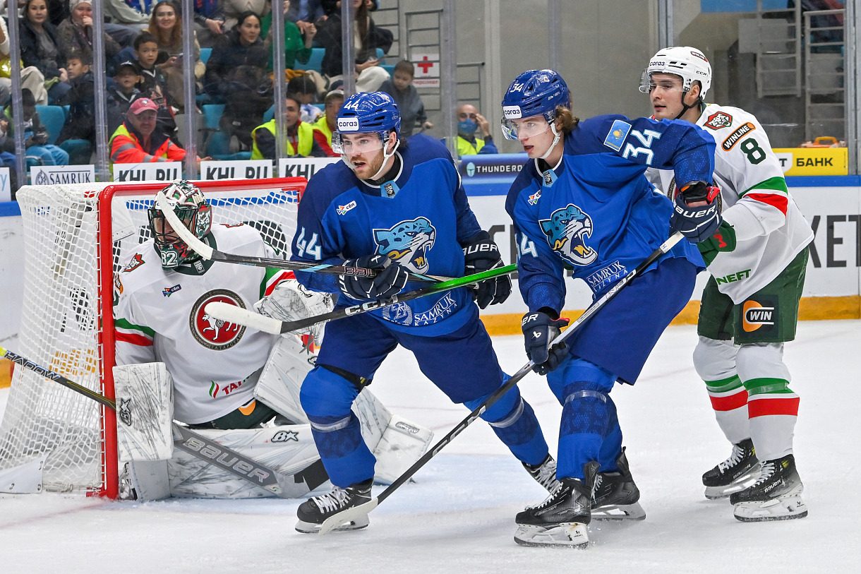 Preview «Барыс» уступил «Ак Барсу» на домашнем льду