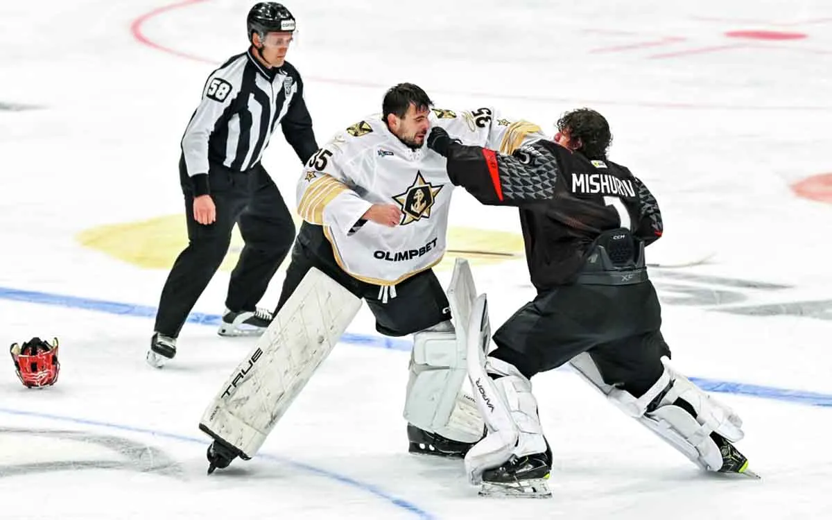 Preview Жаркий матч в Омске: «Авангард» разгромил «Адмирал» и вратари устроили драку