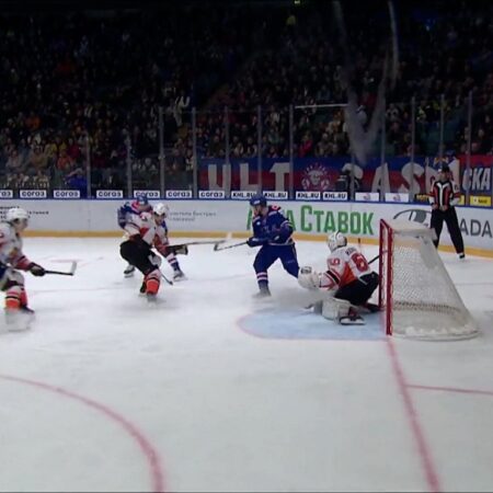 Евгений Кузнецов перешел в «Металлург»: новое усиление атаки