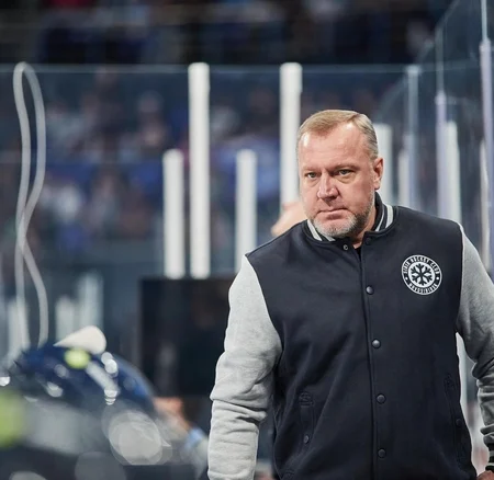 «Сибирь» Рассталась с Главным Тренером Вадимом Епанчинцевым