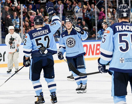 Дебют Буцаева у руля «Сибири»: волевая победа над «Барысом» по буллитам