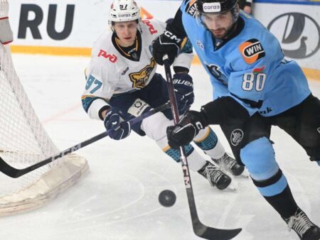 Яркие Победы в КХЛ: «Северсталь» продлевает серию, минское «Динамо» сокрушает «Сочи»