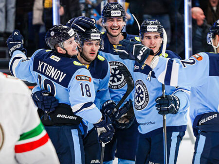 «Сибирь» совершила невероятный камбэк против «Ак Барса», победив в серии буллитов