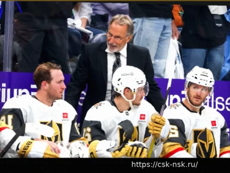 Останется ли Джон Торторелла в Вегасе после сезона?