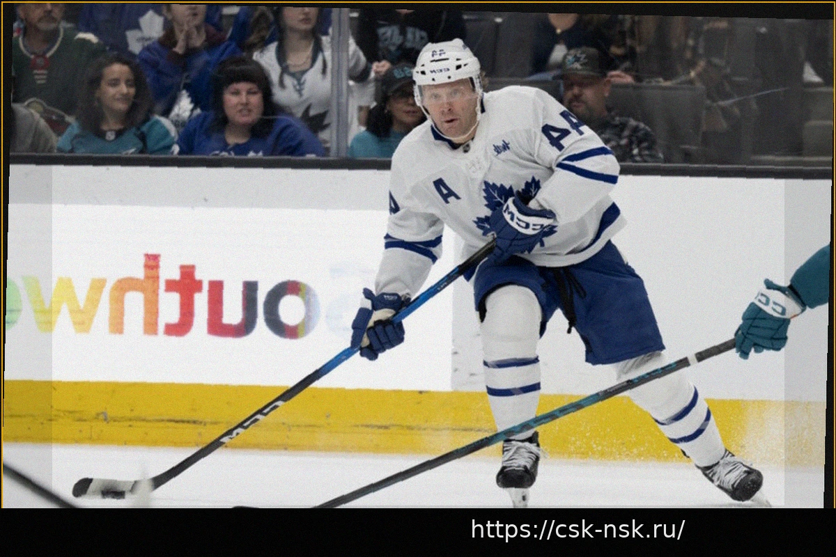 Preview Нужен ли защитнику «Торонто Мейпл Лифс» Моргану Райли смен места жительства?